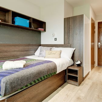Premium En Suite - Image 2